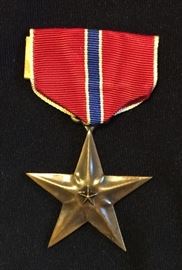 WWll United States Bronze Star Full Size Pin-back Medal