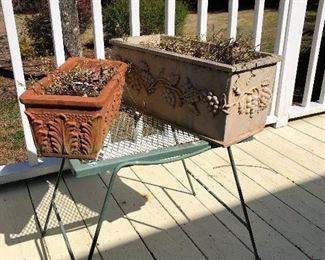 Miscellaneous flower containers and small tables