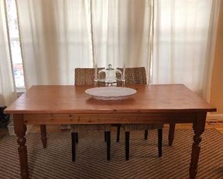 Beautiful English Pine Table!