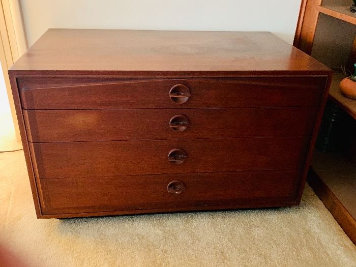 Four-drawer cabinet / end table by Glenn of California Furniture Co., Mid Century Modern