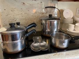 Vintage Revere Ware pots