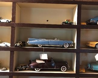 Up close pictures of Franklin mint car collection