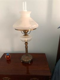 antique hurricane style table lamps