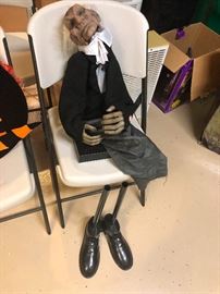 CREEPY old-man Halloween animatron!
