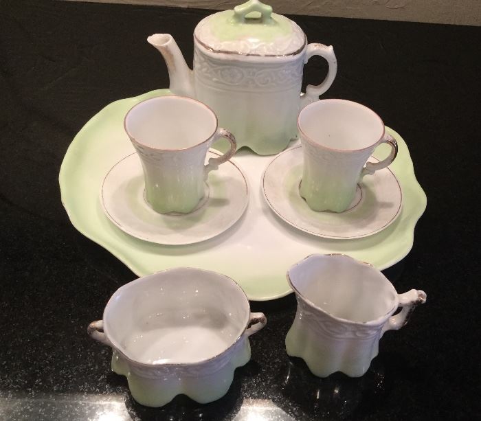 Victorian Child’s Tea Set