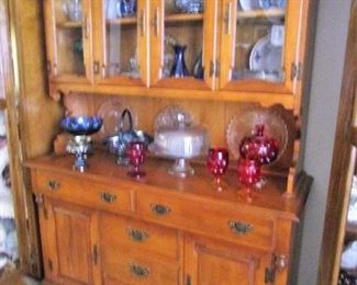 MapleYoung Republic  Hutch, Glassware, Pressed Glassware, Ruby Red