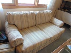 "Like new" love seat