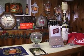 LIGHTED BAR SIGNS---UNUSED SUN TIMES APRONS