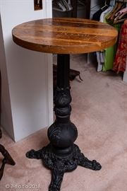 British Pub table