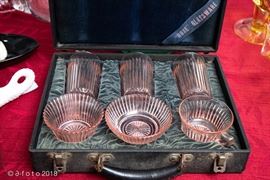 Salesman Rose Glassware sample set