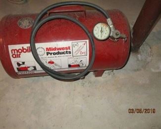 AIR COMPRESSOR