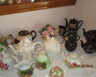 TEAPOTS (OLD AND NEW)