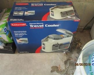 travel cooler/console