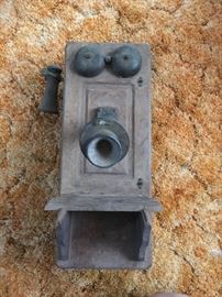 Antique 1907 telephone.