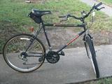 Schwinn Mens Bike...like new..tires have knobbies still on them...