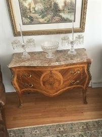 Baker top of the line hall or living room piece, elegant and stately, marble top above and beyond quality