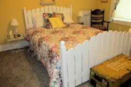 picket fence bed
