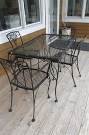 x outdoor table chairs