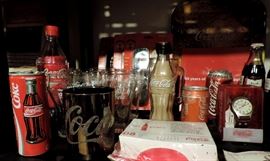 COCA-COLA COLLECTIBLES
