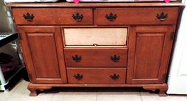 ETHAN ALLEN WOODEN DRESSER