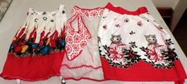 VINTAGE CHRISTMAS APRONS