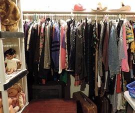 VINTAGE CLOTHES