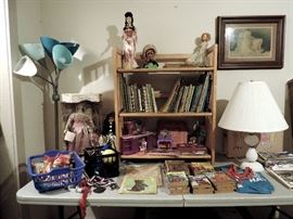 CHILDREN'S BOOKS, DOLLS & TOYS