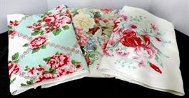 VINTAGE TABLECLOTHS
