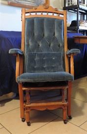 EASTLAKE ARMCHAIR WITH EXTENDING FOOTSTOOL