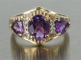 Ladies Amethyst and Diamond Estate Ring in 10k Yellow Gold
