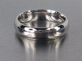 Men's Comfort Fit 14k White Gold Wedding Band
