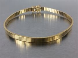 Italian 14k Yellow Gold Ladies Bracelet
