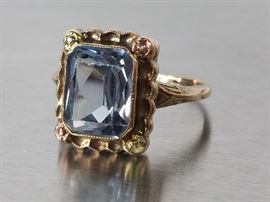 Blue Spinel Set in a Multi-Colored 10k Gold Vintage Estate Ring
