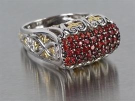 Intricately Designed Gem en Vogue Garnet Estate Ring in Sterling Silver

