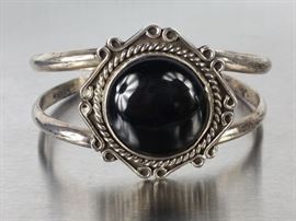 Large Cabochon Black Onyx Southwest Sterling Silver Estate Bracelet
