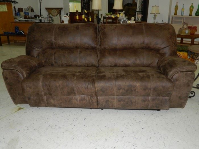 Reclining sofa