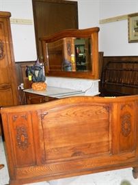 Solid oak full bed & marble top dresser w/mirror