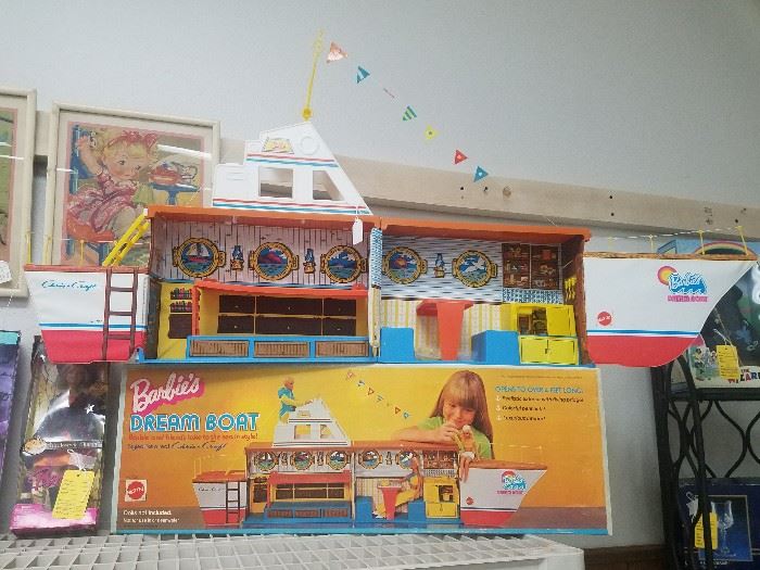 1974 Barbie Dream Boat w/original box  *Complete*