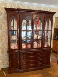 Jamestown Sterling China Hutch