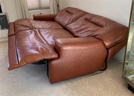Chateau d’Ax Italian Leather Recliner/Sofa/Loveseat 38x88x44in HxWxD