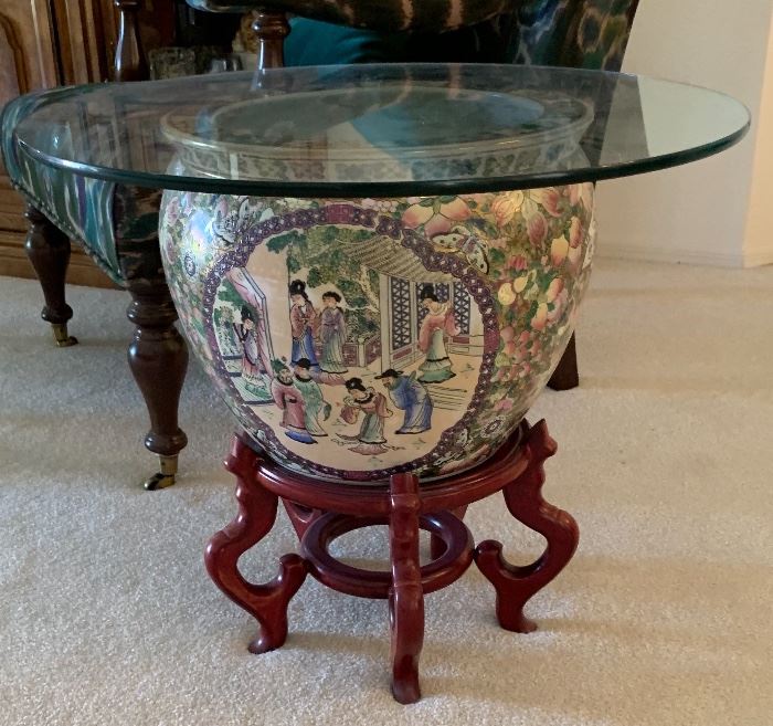 Asian/Chinese Fish Bowl End Table 20x24in Diameter