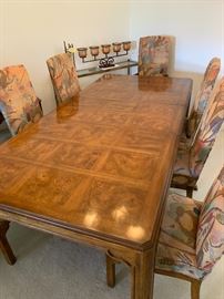 Drexel Heritage Walnut Burl Dining Table w/ 6 Padded chairs & 3 Leaves 29x46 x 75 to 142in (3x Leaves 22 in each) HxWxD