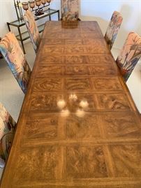 Drexel Heritage Walnut Burl Dining Table w/ 6 Padded chairs & 3 Leaves 29x46 x 75 to 142in (3x Leaves 22 in each) HxWxD
