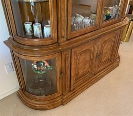 Bernhardt Hibriten Walnut Burl Wood China Cabinet/Hutch 83x65x20in HxWxD