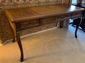Drexel Heritage Et Cetera Desk walnut Chinoiserie 30x60.5x27.5in HxWxD