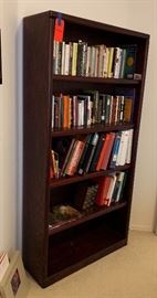 Mahogany bookshelf 71.5x36x12in HxWxD