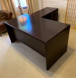 Mahogany L-shape Executive desk 60x30 deep 41x21 deep 28.25 tall HxWxD