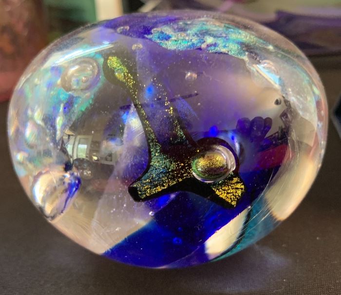David e Vogt Dichroic Art Glass Paperweight