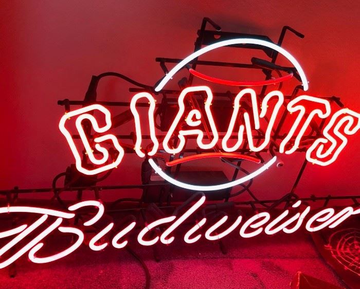 Giants Budweiser Neon Sign 