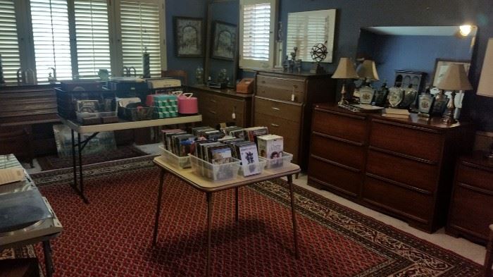 Guest room with vintage electronics, LP's, 45's, CD's, DVD's, Sewing/Sewing machines, Vintage furniture & more.